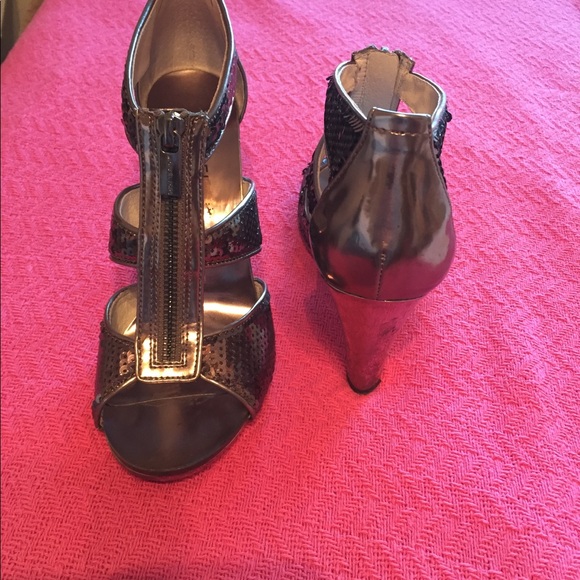 Michael Kors sequin high heels - Picture 3 of 3